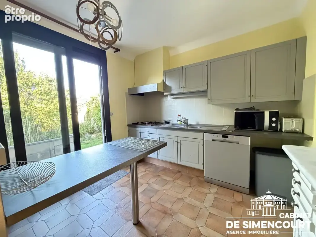 EXCLUSIVITE - Maison avec jardin et sous-sol - photo 7