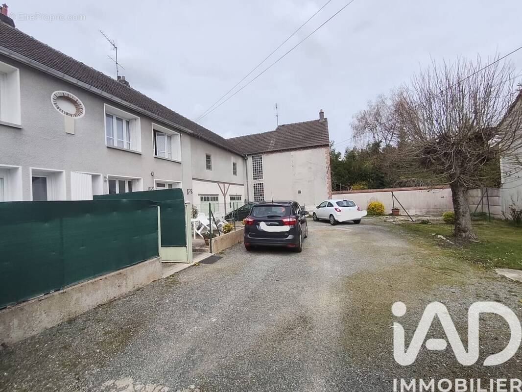 Photo 1 - Maison à JUTIGNY