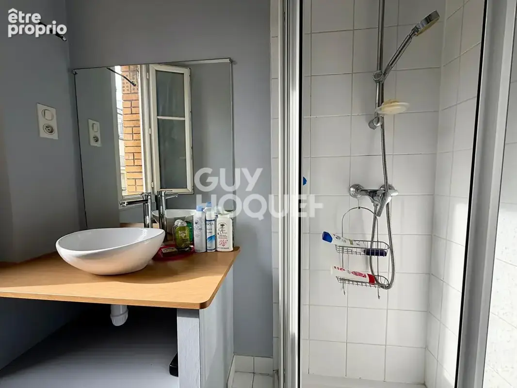 Vanves - 2 pièces 46.60 m² -  ascenseur - bow-window - exposition sud-est - cave - proche transports et commerces - photo 9