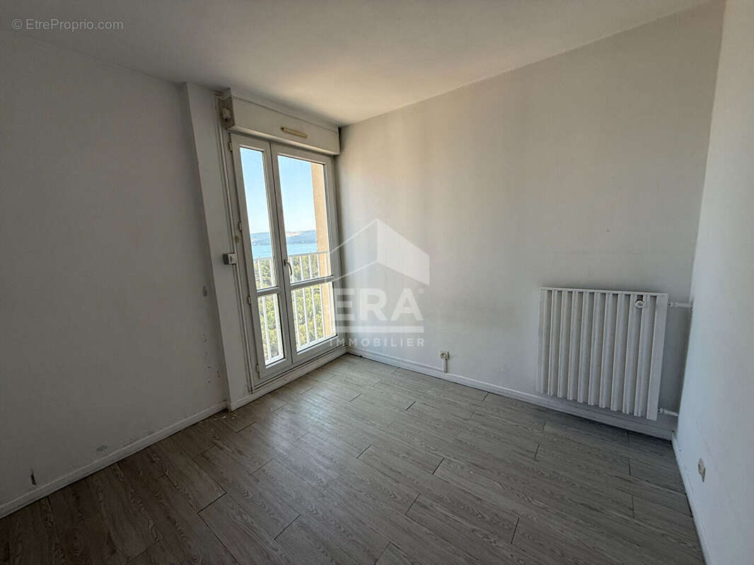 Appartement 69m² à martigues - photo 10