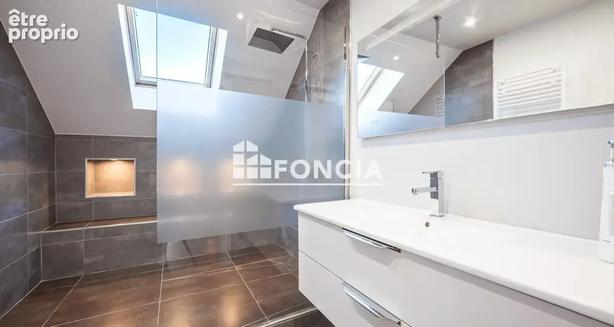 Magnifique appartement T4 duplex + espace indépendant de 58 m², parking privatif & cave - photo 8