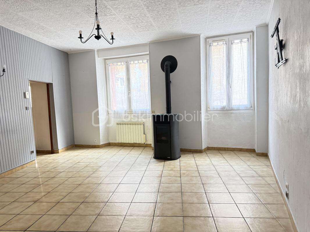 Maison à IZEAUX