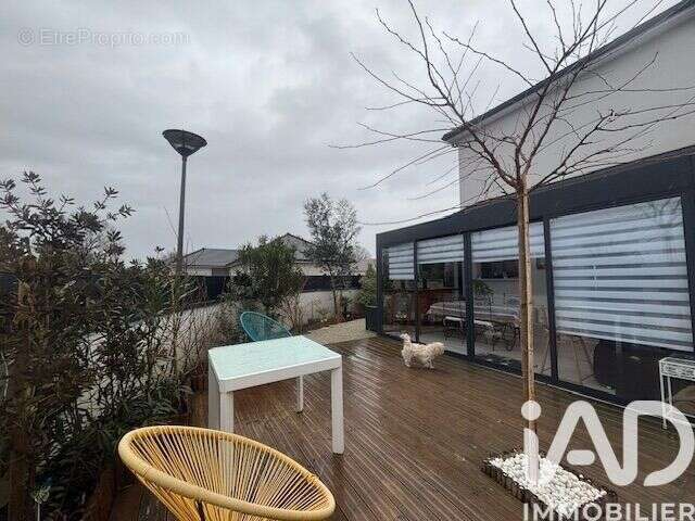 Photo 8 - Maison à SAUVAGNON