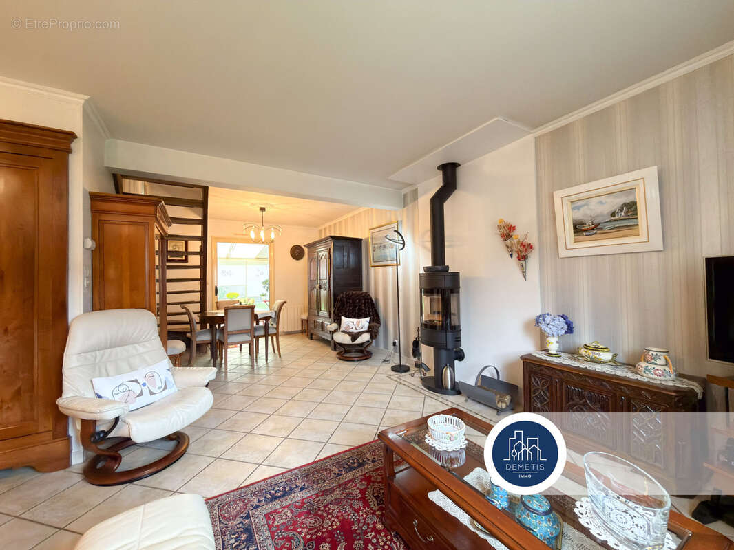 Maison à PRUILLE-LE-CHETIF