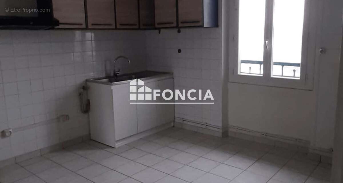 Appartement à GRIGNY