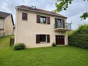 Maison à CROUY