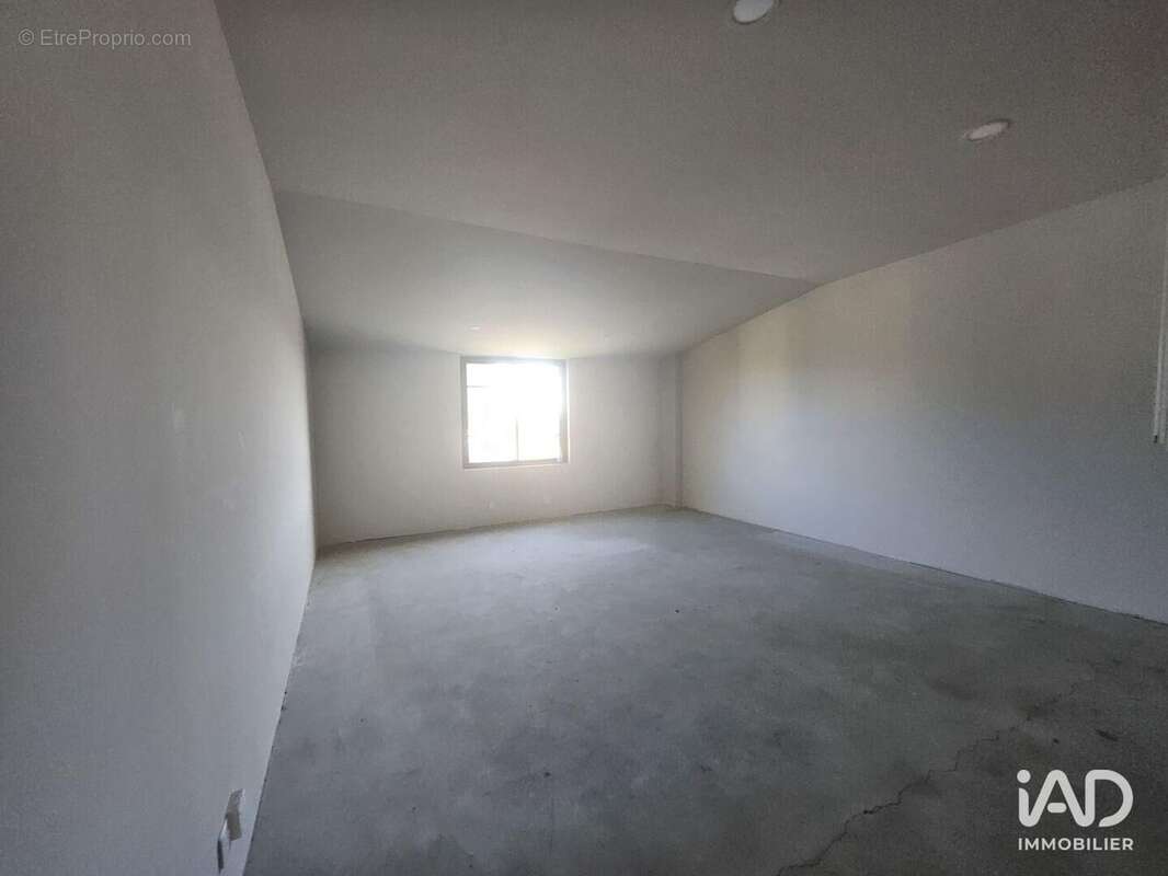 Photo 4 - Commerce à SAINT-MARTIN-DE-SEIGNANX