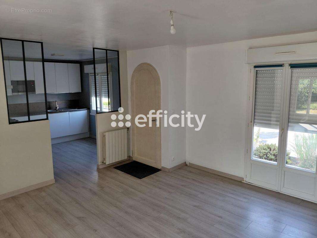Maison 186 m² à Iffendic  - photo 4