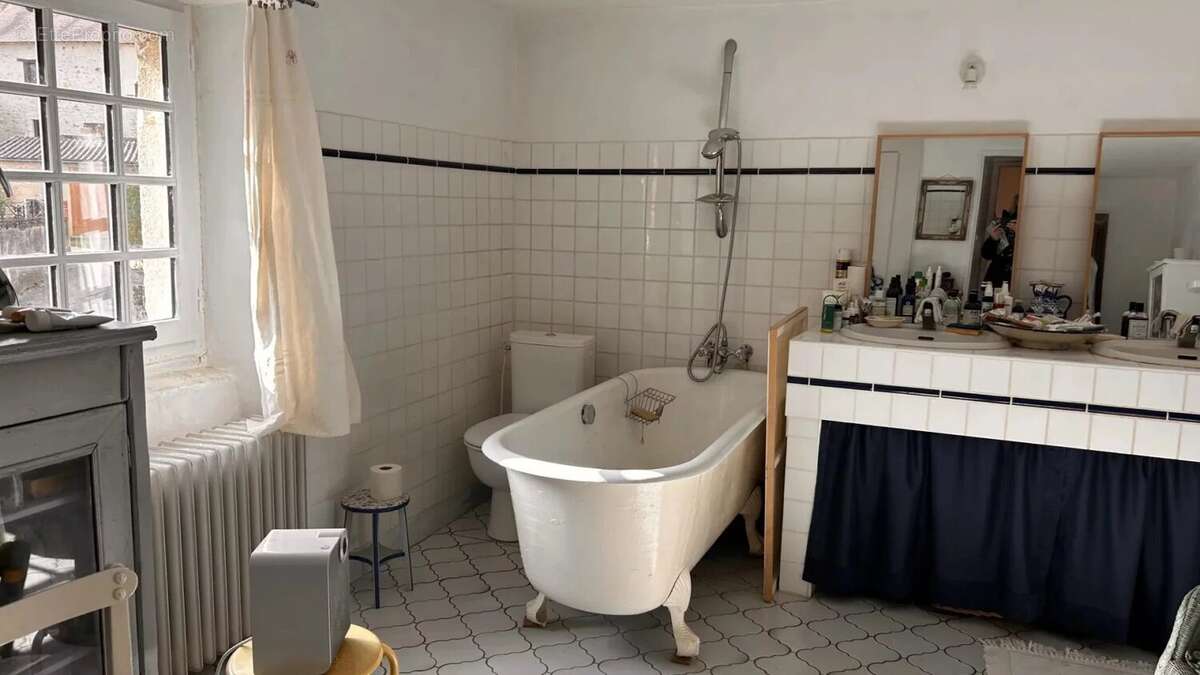 Charmante maison au cœur d’une des plus jolies villes de France - photo 9
