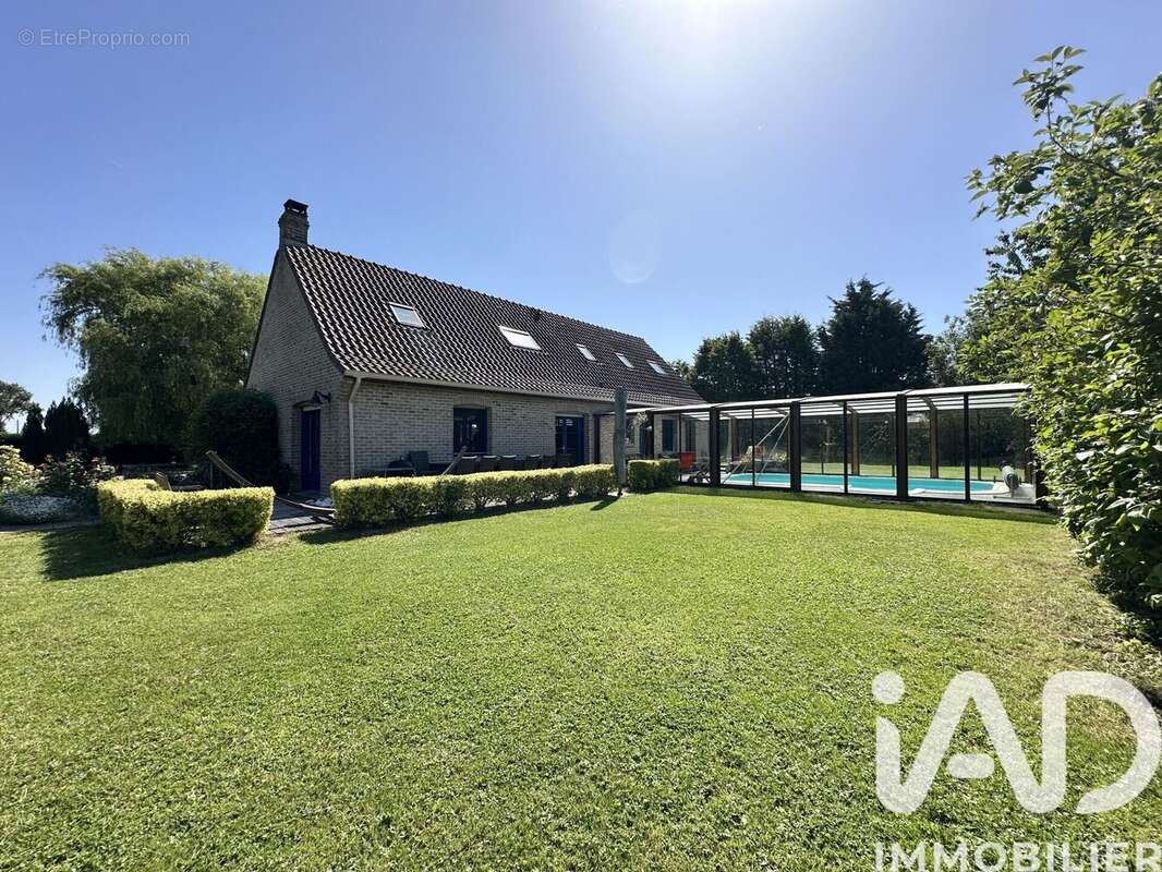 Maison 156 m² à Ledringhem  - photo 2