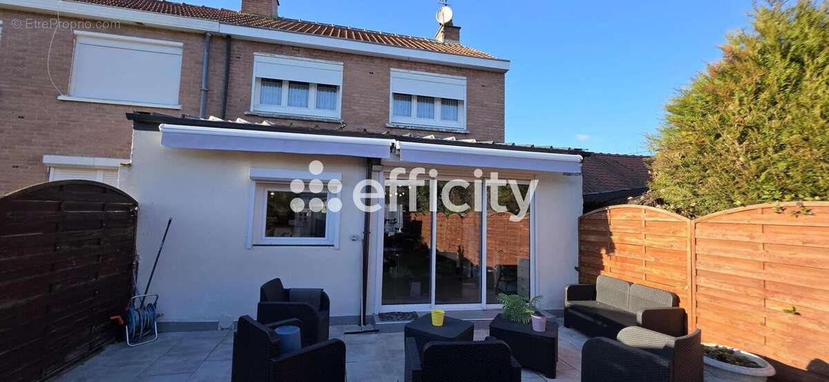 Maison à FACHES-THUMESNIL