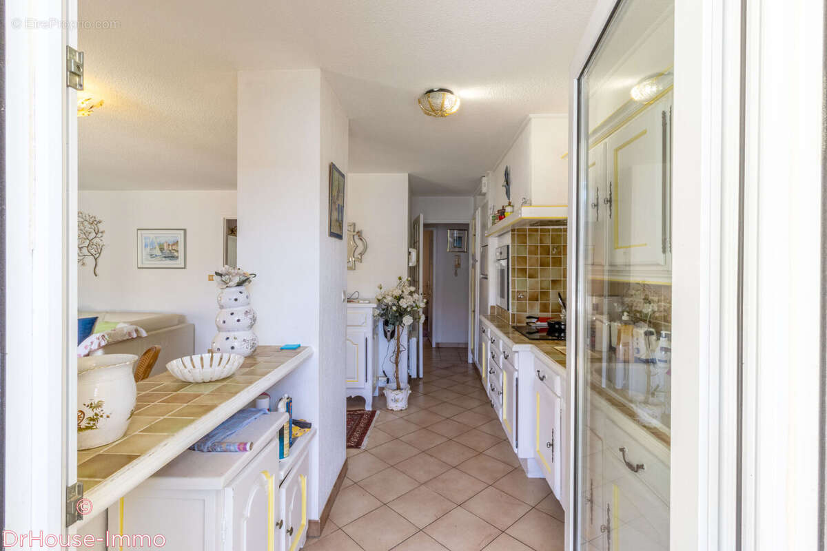 Appartement 74 m² à Cavalaire-Sur-Mer  - photo 8