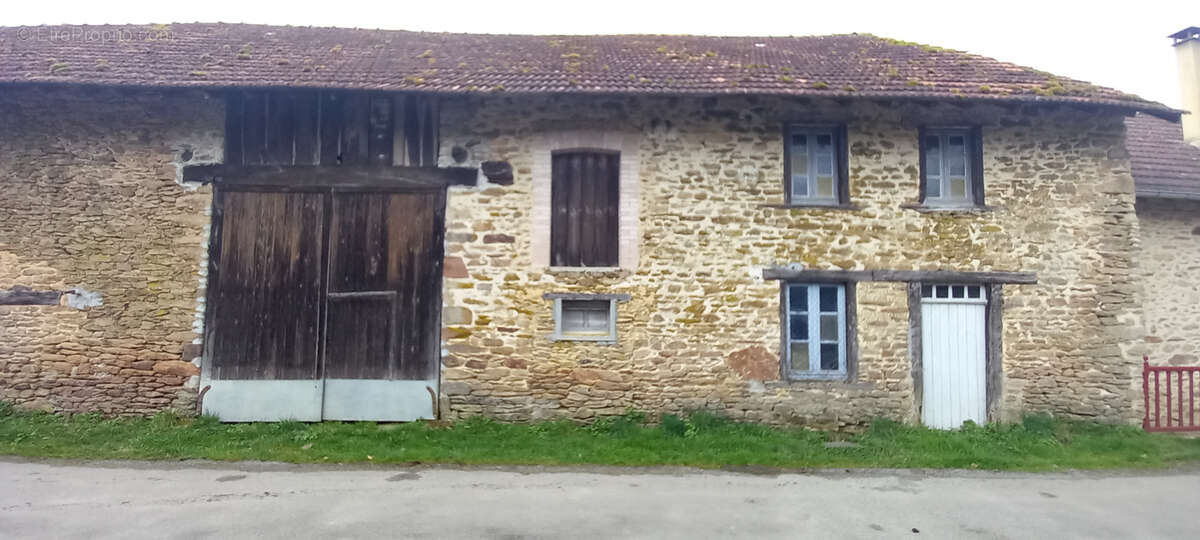 Maison à SAINT-DIZIER-LEYRENNE