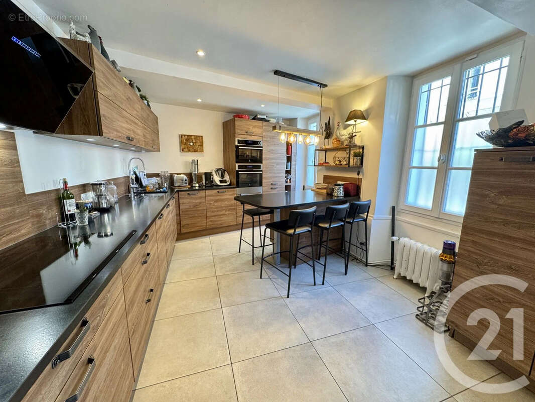 Maison 293 m² à Fontainebleau  - photo 6