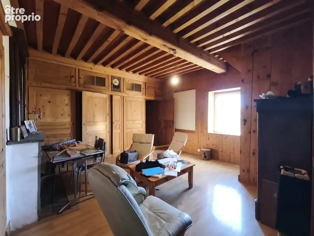 maison avec 2 appartements avec grand garage - photo 7