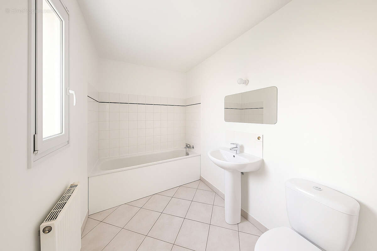 Maison à SAVIGNY-LE-TEMPLE