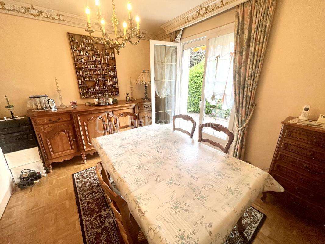 Maison à VILLIERS-SUR-ORGE