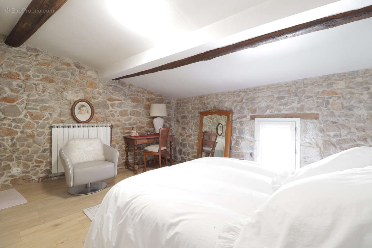 Maison à SAINT-JUST