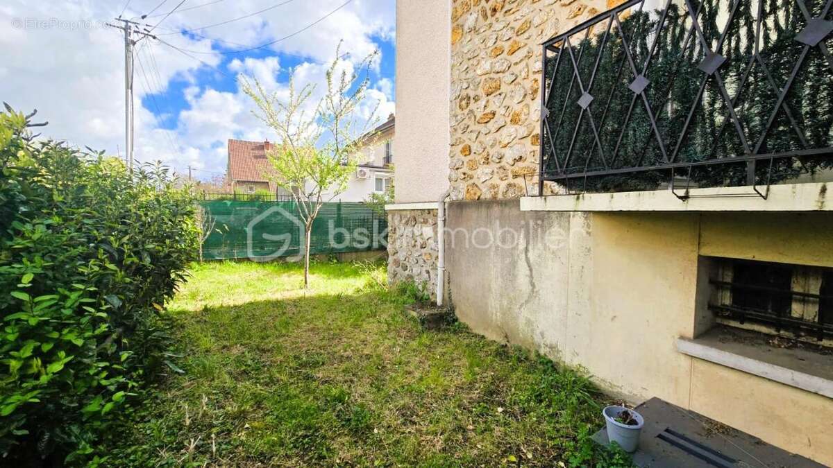 Appartement à ATHIS-MONS