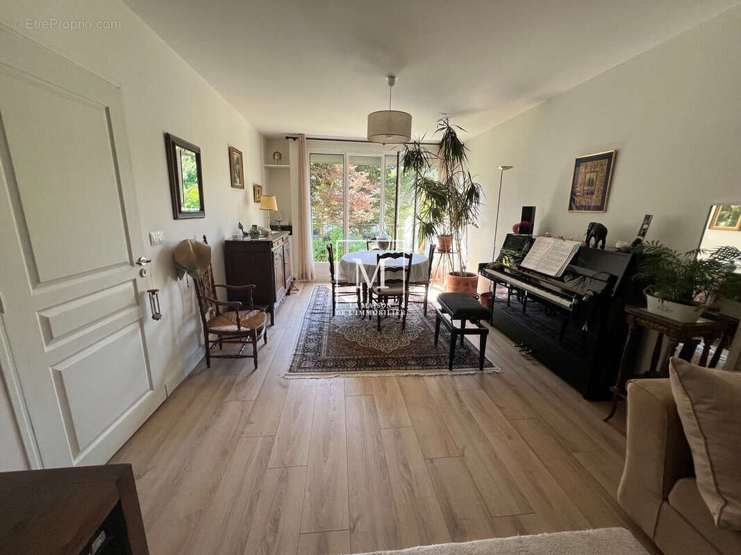 Appartement à MAISONS-LAFFITTE