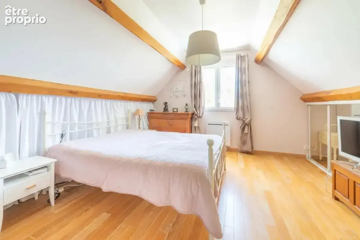 Grande maison 5 chambres avec sous-sol total centre Bois d’Arcy - photo 9