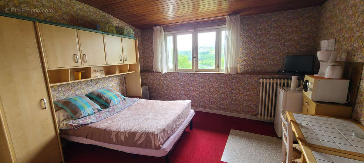 Appartement à MONTREJEAU