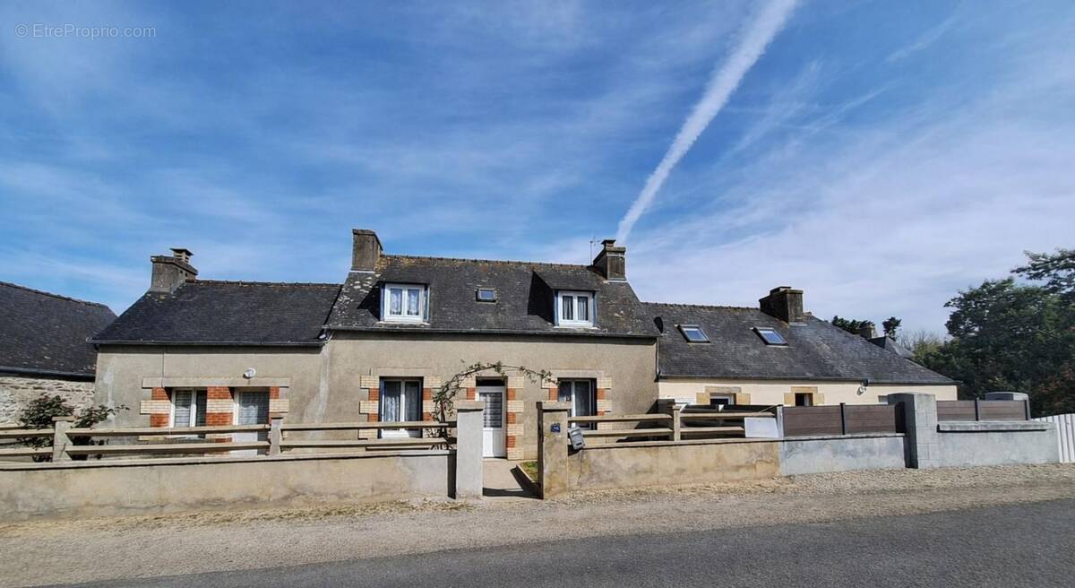 Maison à PLOUEZOC'H