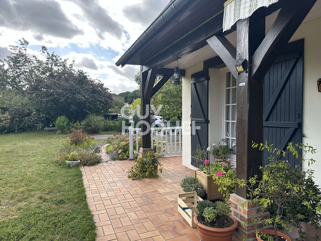 Maison à SAINT-MARTIN-DE-BOSCHERVILLE