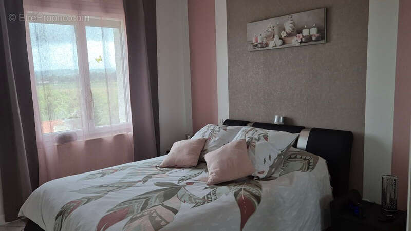 Maison à PORT-SAINTE-MARIE