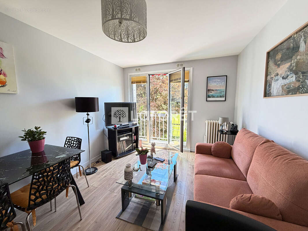 Appartement à RUEIL-MALMAISON
