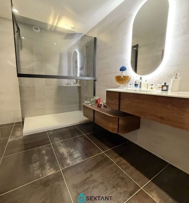 Appartement à DIVONNE-LES-BAINS