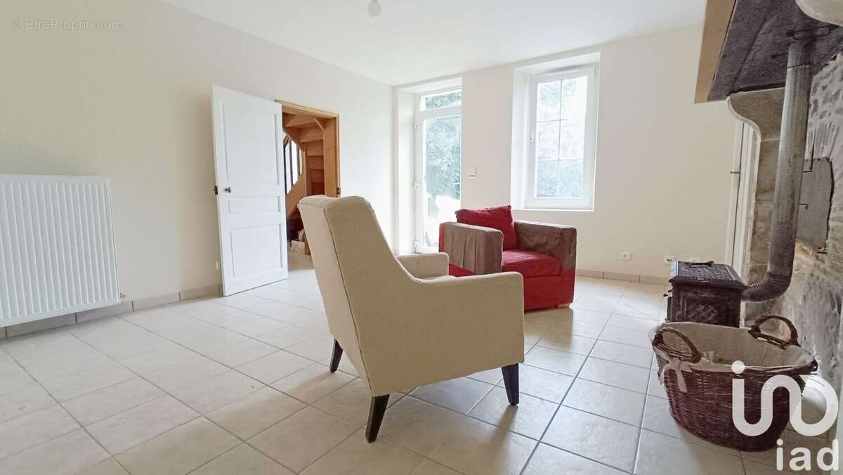 Maison 92 m² à Maisonnais  - photo 9