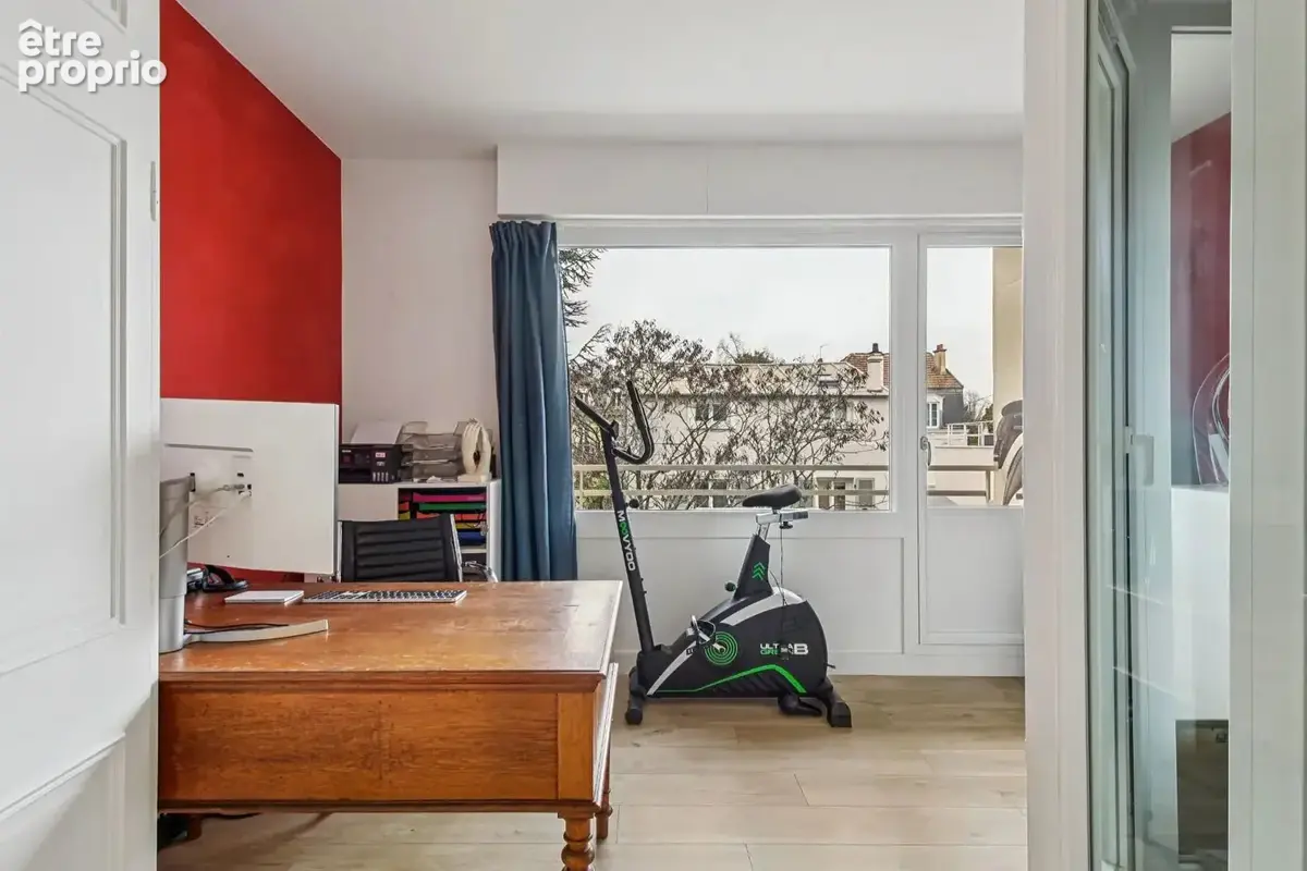 BAS DE CHATOU à 3 mn du RER appartement 5 pièces de 123.55 m² avec 3 chambres, balcon, ascenseur - photo 10