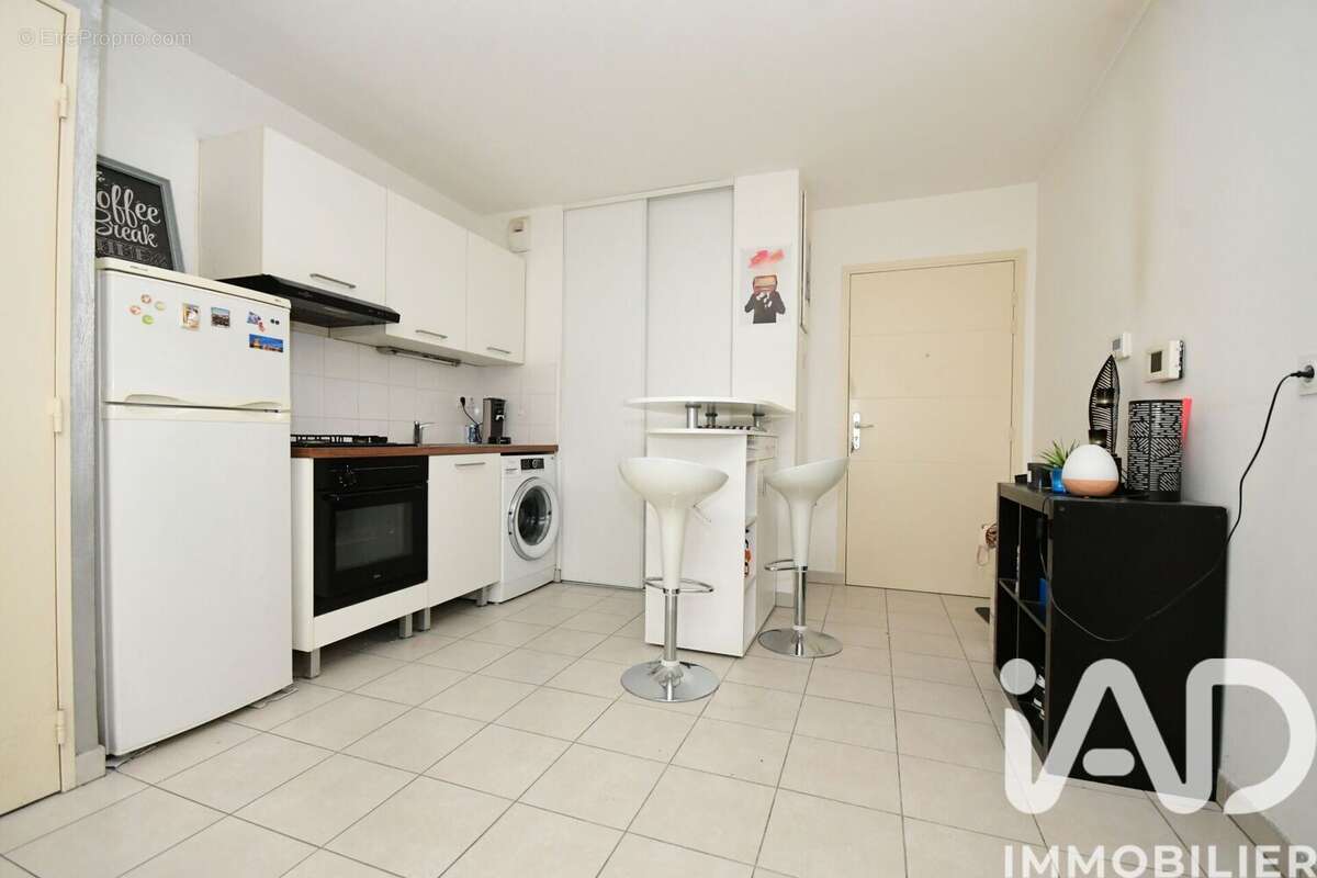 Photo 2 - Appartement à VENISSIEUX