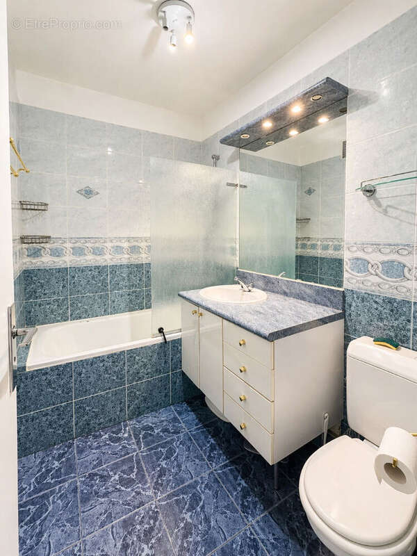 Appartement à PARIS-19E