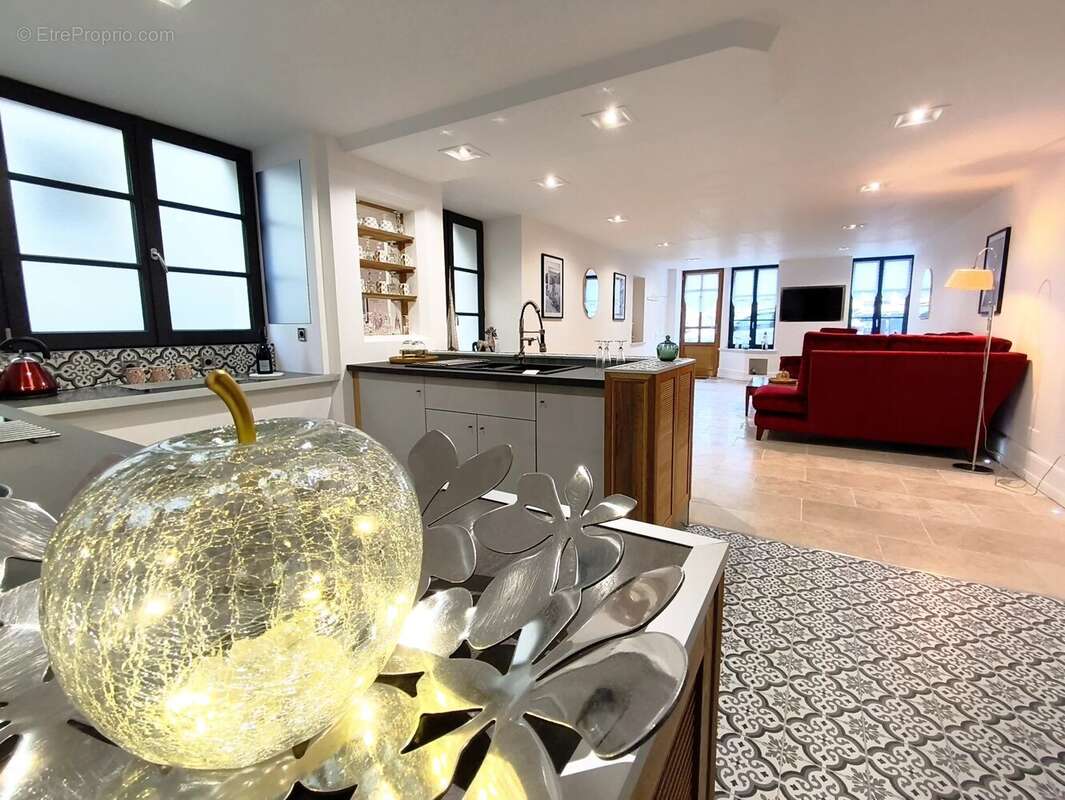 Charmante maison de ville renovee - la mothe saint heray - photo 2