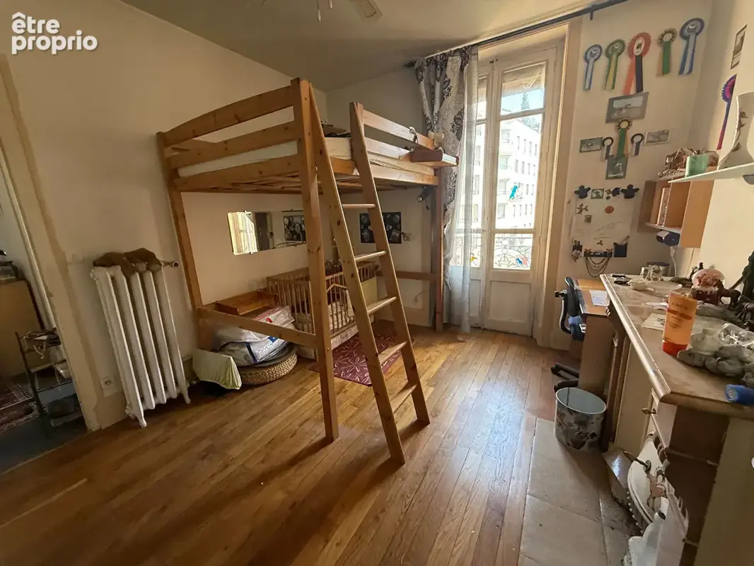Maison Villeurbanne 4 pièces, charme de l'ancien, 2 cours, 3 chambres possibilité 4 , combles aménageables, caves - photo 15