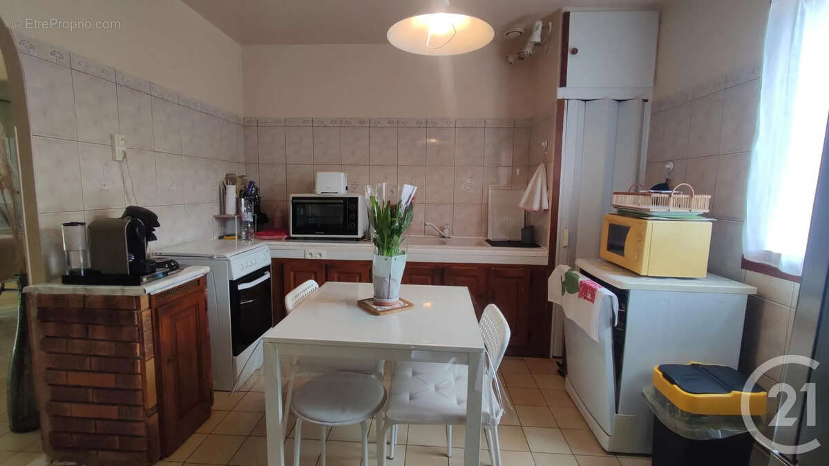 Maison 126 m² à Saint-Loup  - photo 5