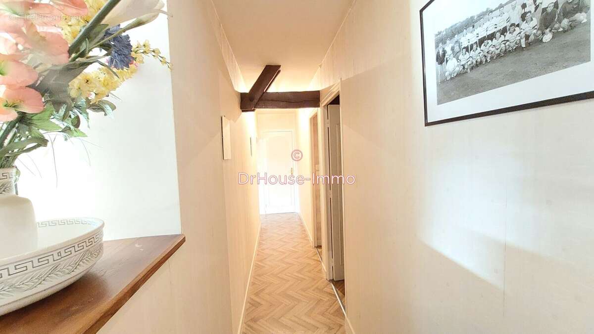Maison 224 m² à Montamise  - photo 7