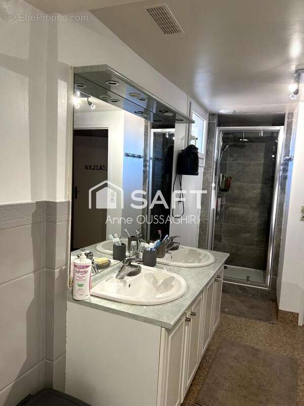 Photo 9 - Maison à AZAY-LE-BRULE