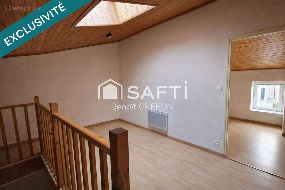 Photo 5 - Maison à LES LANDES-GENUSSON