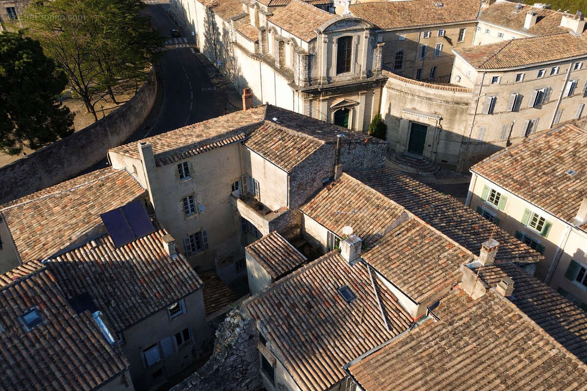 Appartement à BOURG-SAINT-ANDEOL