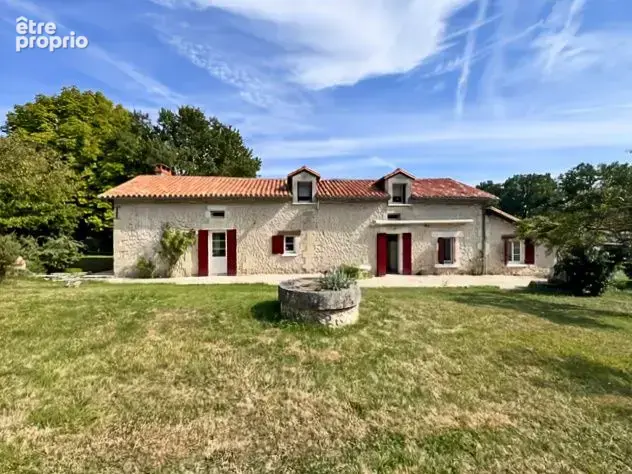 Maison à SAINT-ASTIER
