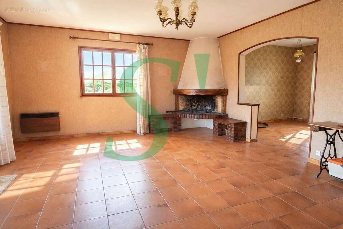 Maison à CHAUMONT-EN-VEXIN