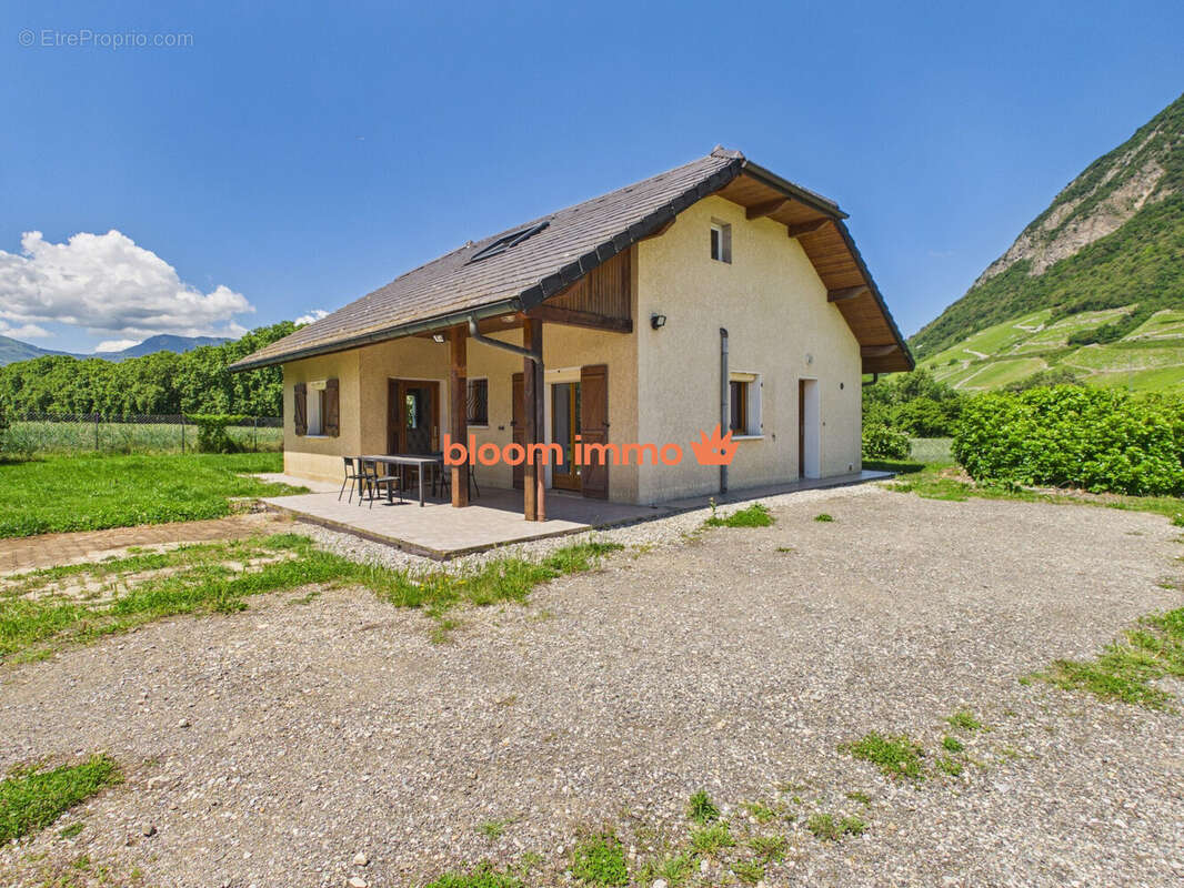 Maison 112 m² à Montmelian  - photo 2