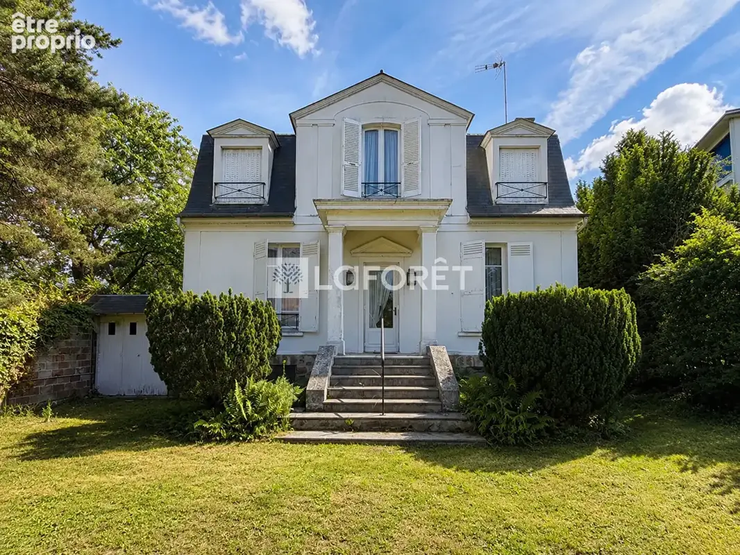 Maison à LE VESINET