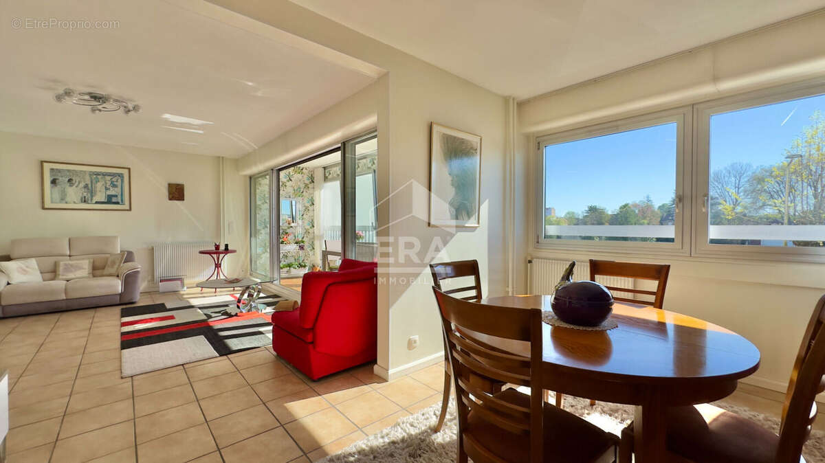 Appartement à JUVISY-SUR-ORGE