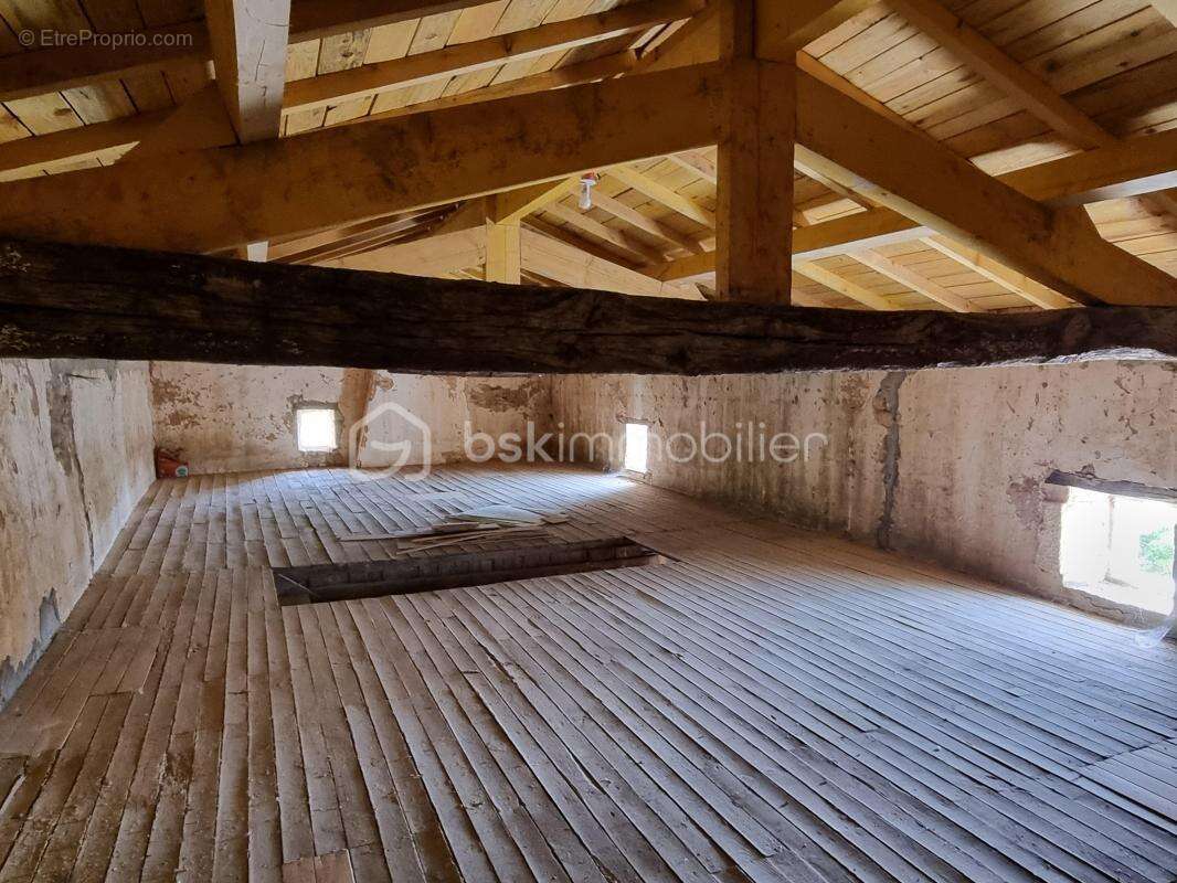 Maison à LA MOTHE-SAINT-HERAY