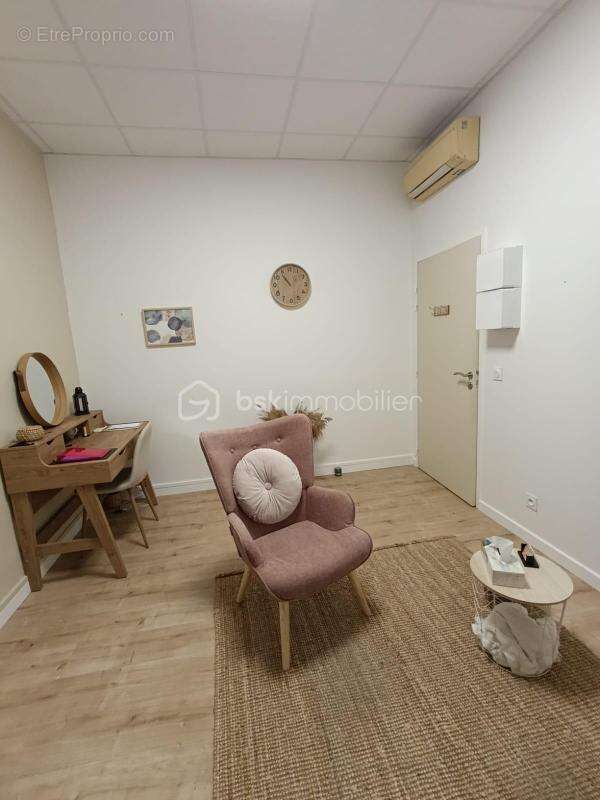 Commerce à SAINT-JEAN-DE-MOIRANS