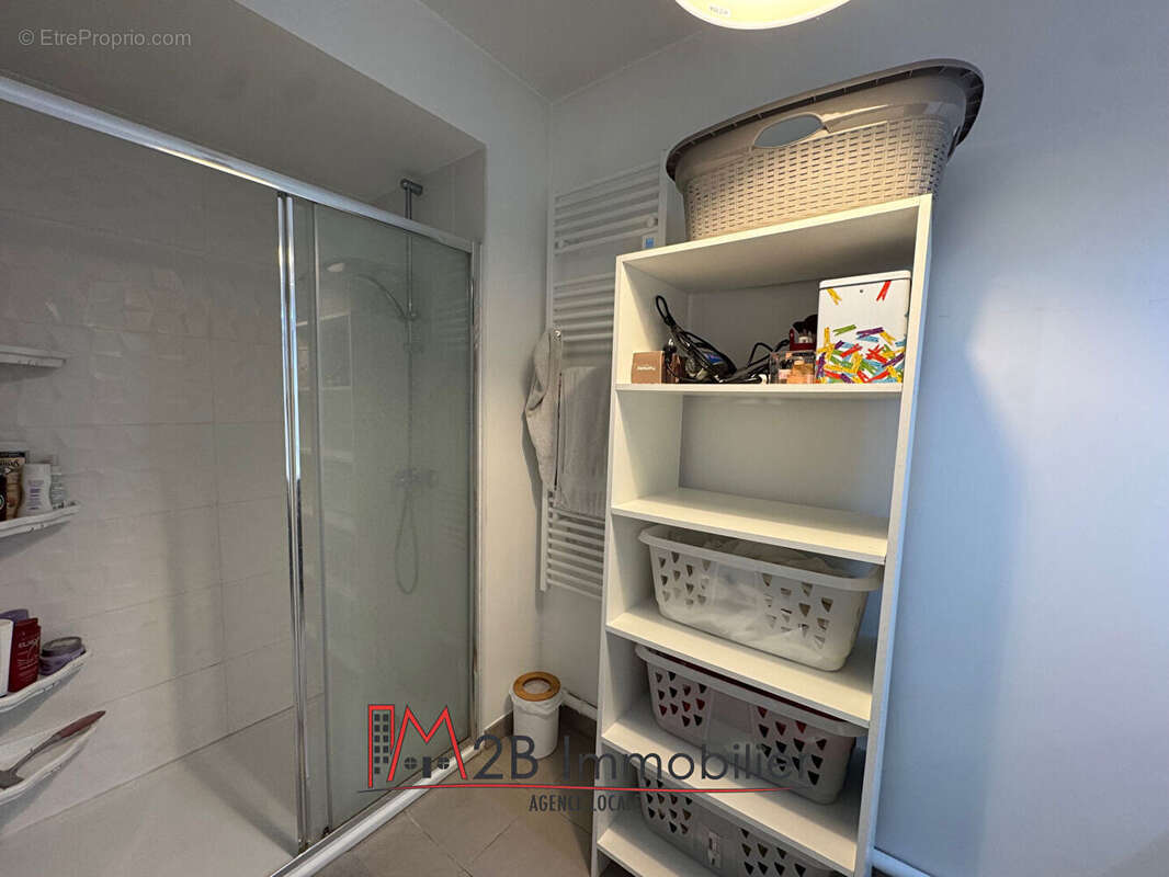 Appartement à SAINT-THIBAULT-DES-VIGNES